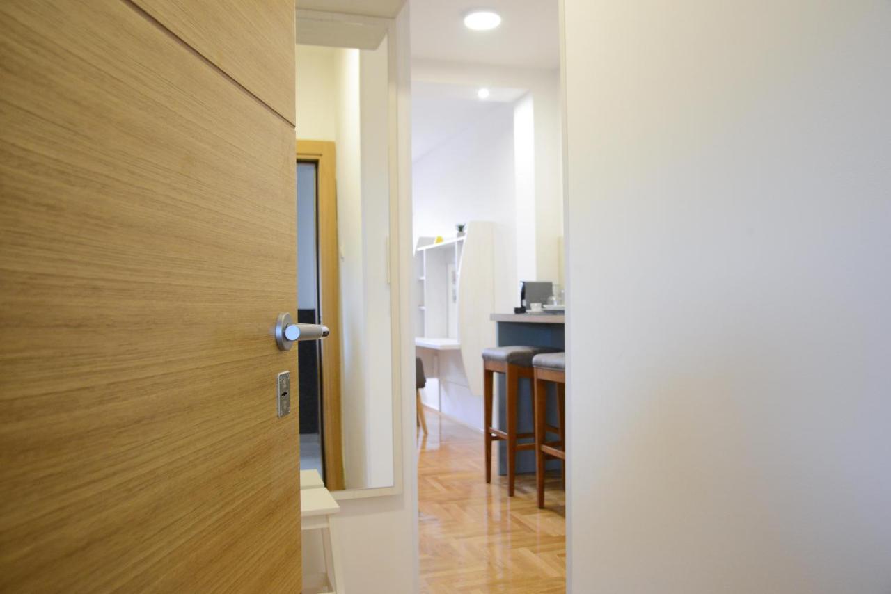 Anna Apartment โนวีซาด ภายนอก รูปภาพ
