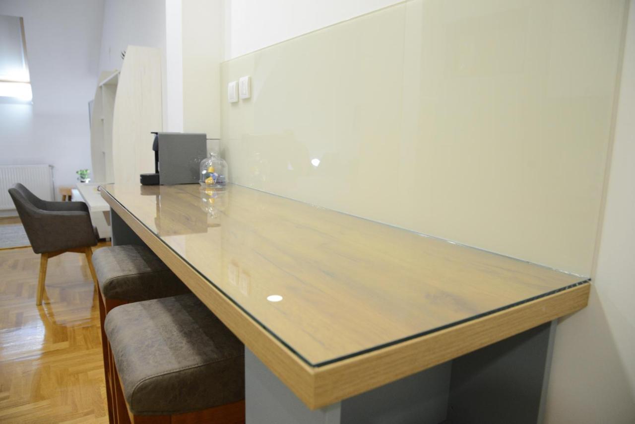 Anna Apartment โนวีซาด ภายนอก รูปภาพ
