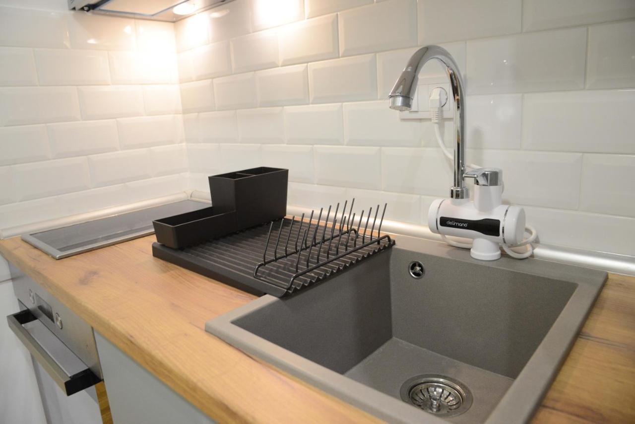 Anna Apartment โนวีซาด ภายนอก รูปภาพ